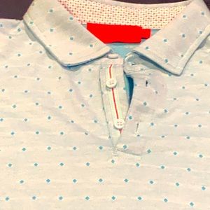 Beautiful blue green three button Polo with spec🔥